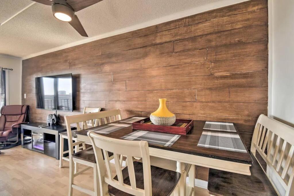 Apartamento Coastal Escape Penthouse With Ocean Views Myrtle Beach Exterior foto